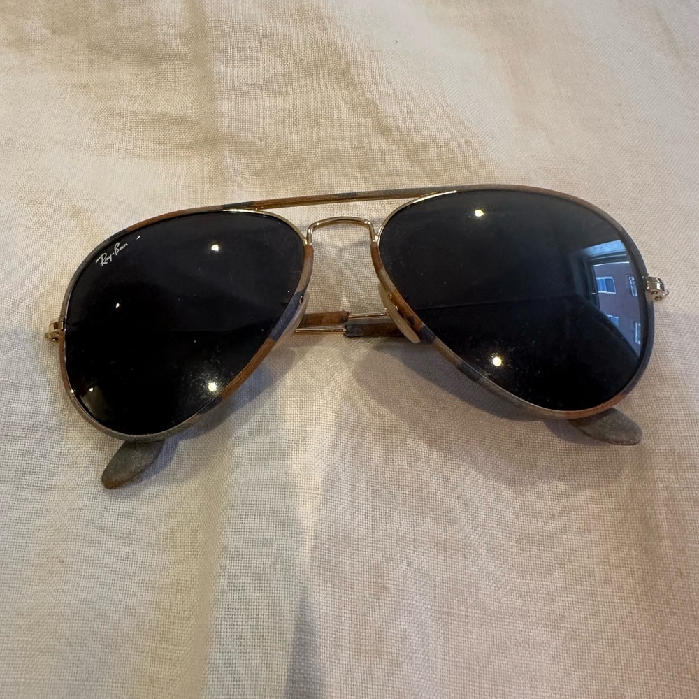 Ray-Ban Gold Frame Sunglasses with Black Lenses